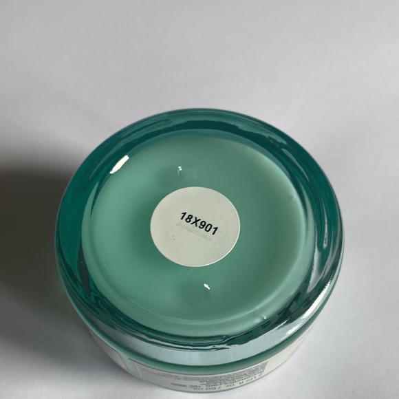 New in box it cosmetics confidence in a gel cream moisturizer 60 ml - Picture 5 of 6